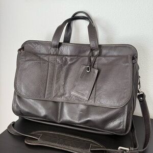 LEVENGER Bomber Soft Expandable Leather Briefcase Messenger Bag